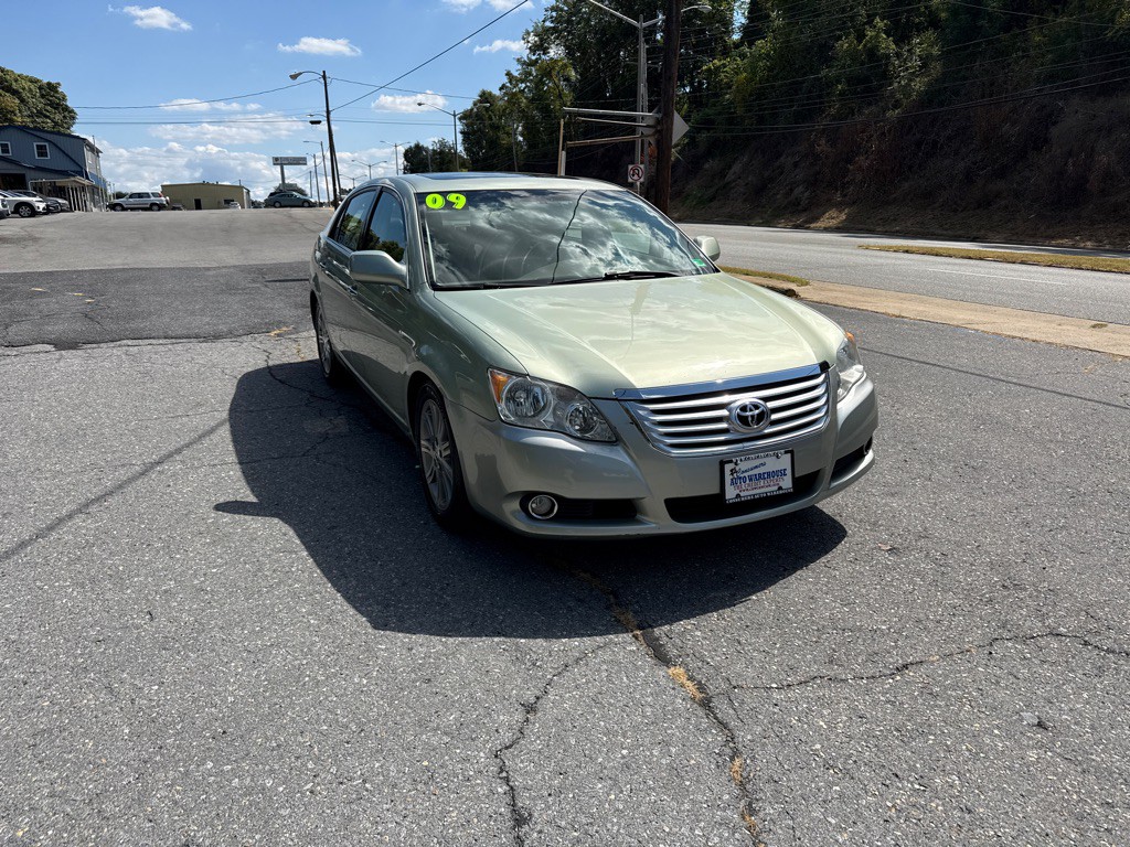 2009 Toyota Avalon Image 2