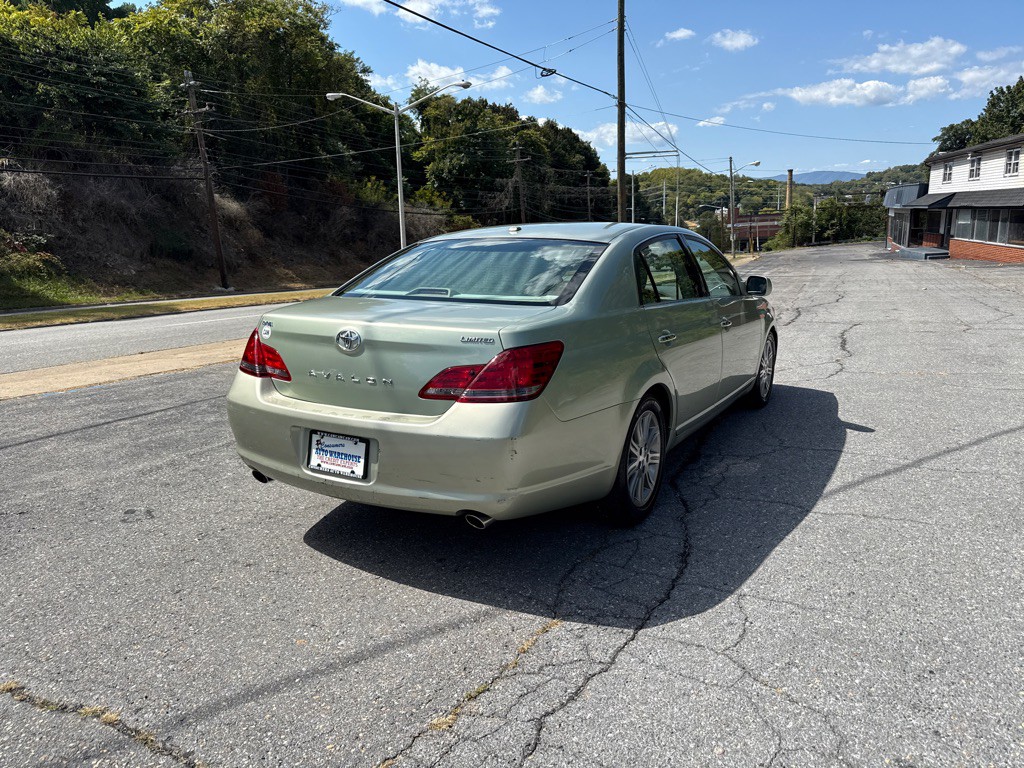 2009 Toyota Avalon Image 3