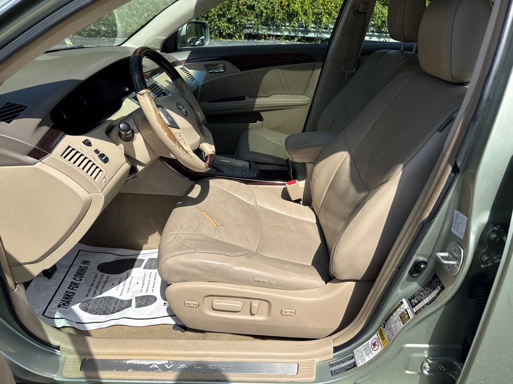 2009 Toyota Avalon Image 5