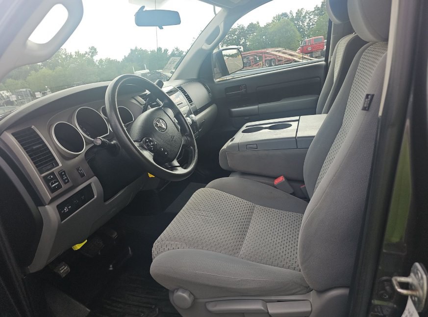 2013 Toyota Tundra Image 3