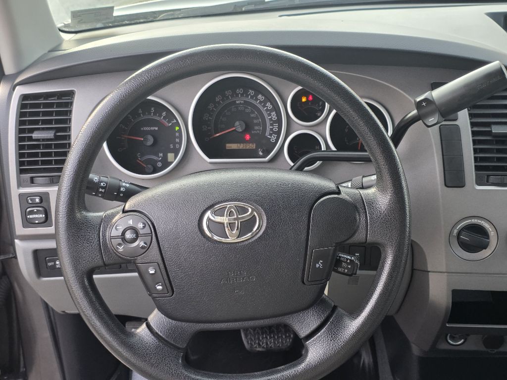 2013 Toyota Tundra Image 9