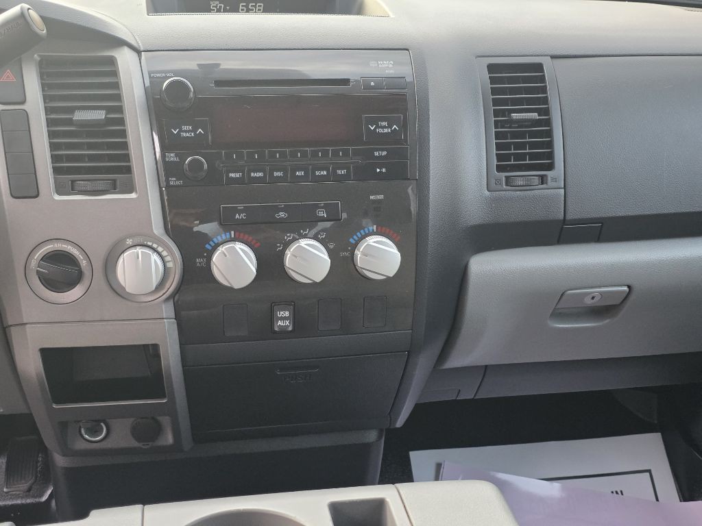 2013 Toyota Tundra Image 10