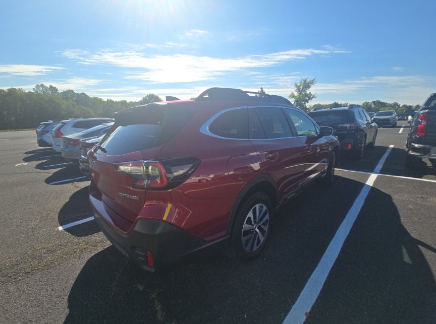 2022 Subaru Outback Image 2