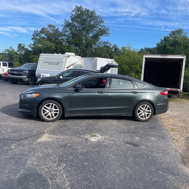 2015 Ford Fusion Image 2