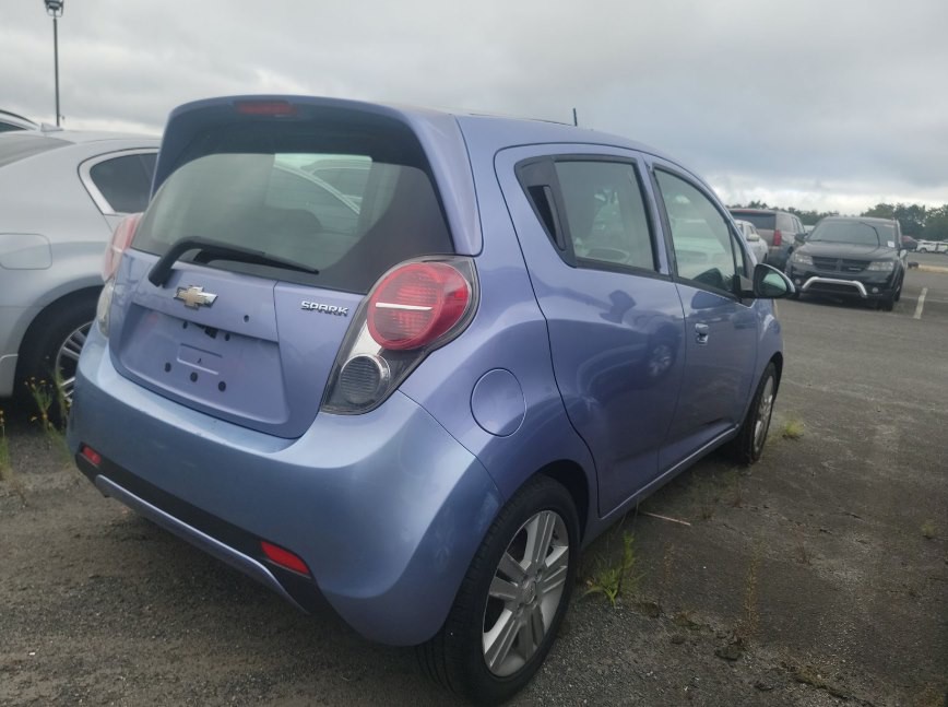 2015 Chevrolet Spark Image 2