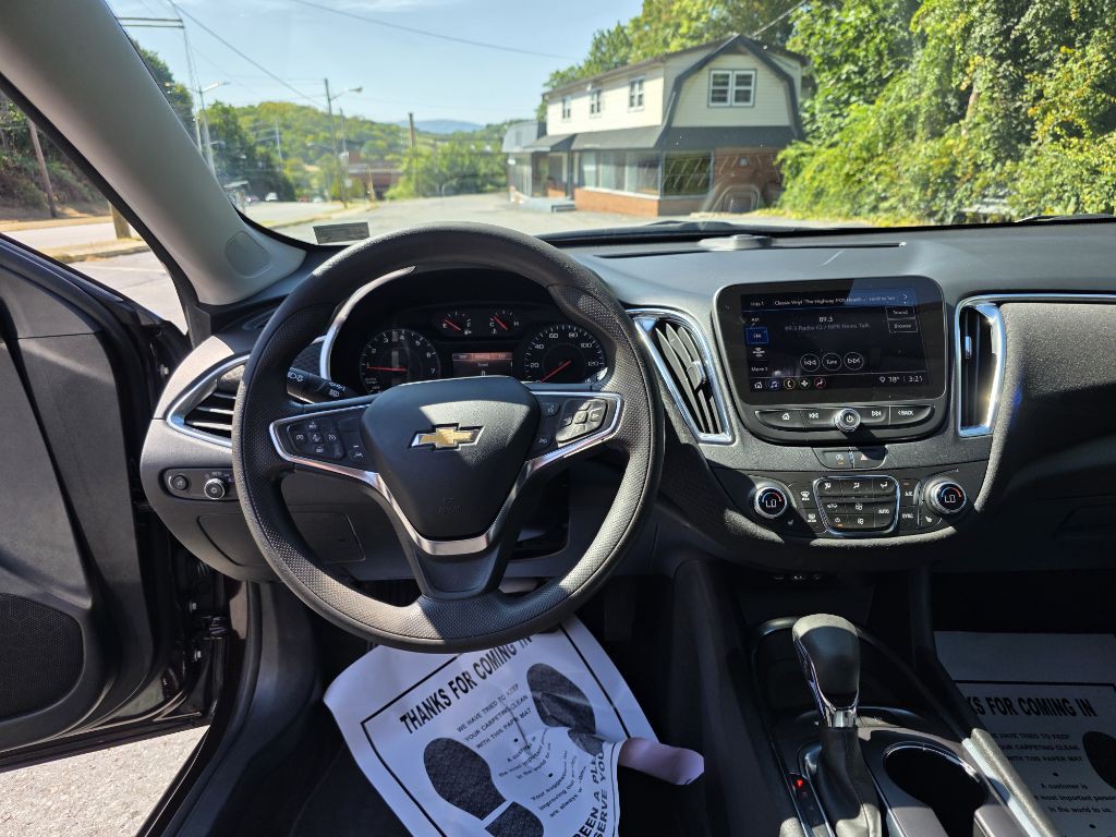 2021 Chevrolet Malibu Image 7