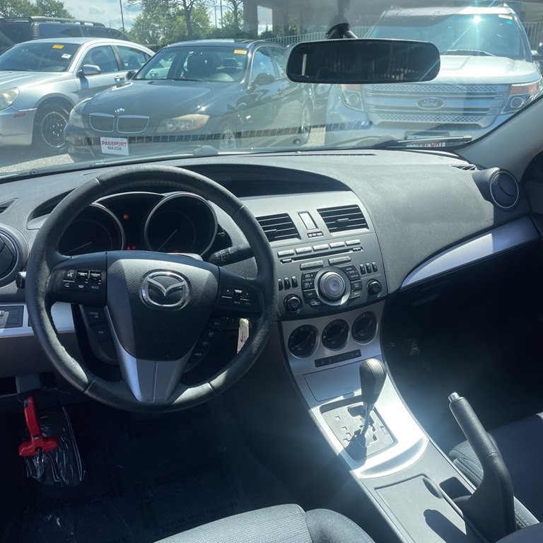 2010 Mazda Mazda3 Image 3