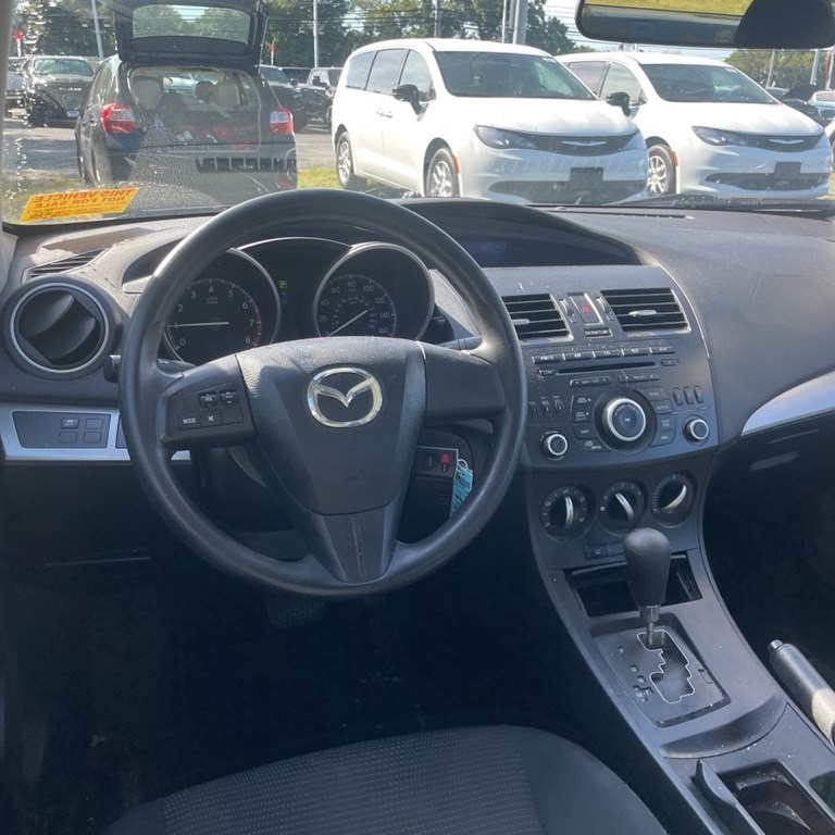 2012 Mazda Mazda3 Image 3