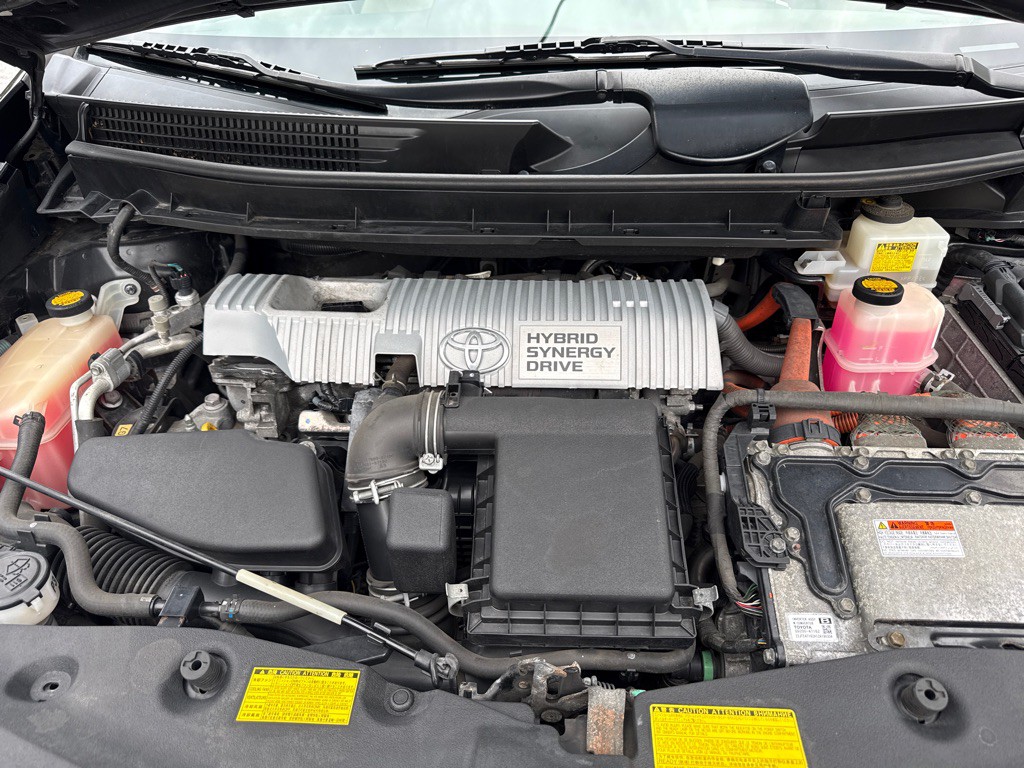 2012 Toyota Prius Image 7