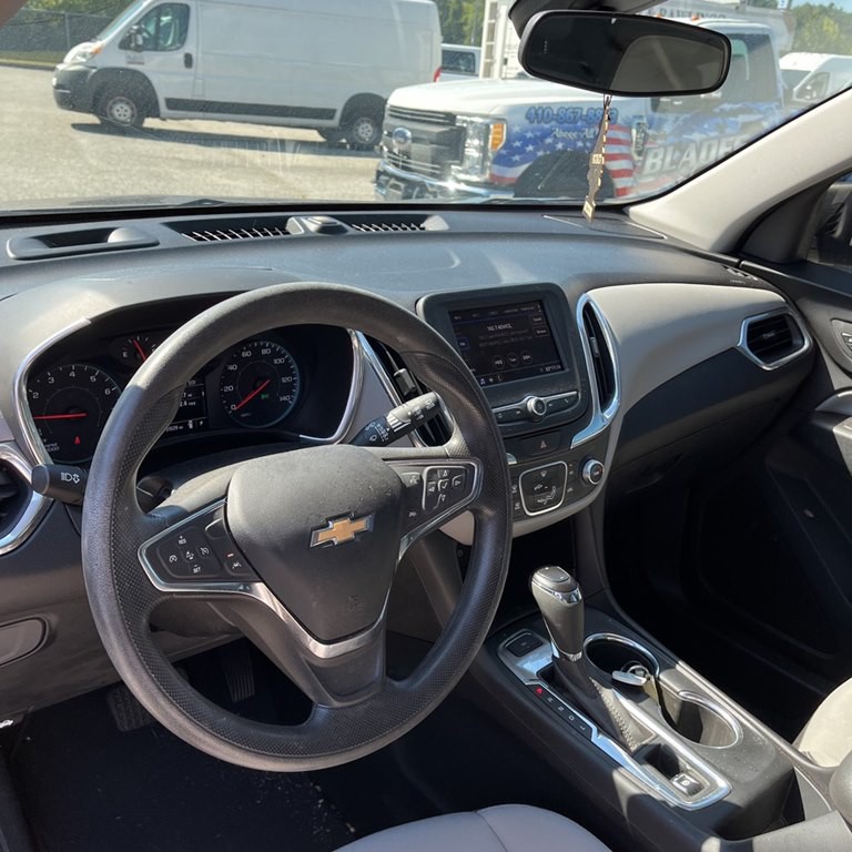 2020 Chevrolet Equinox Image 3