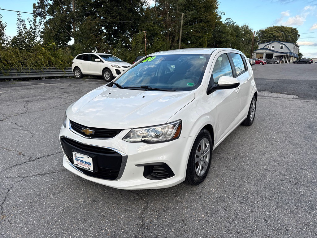 2020 Chevrolet Sonic Image 1