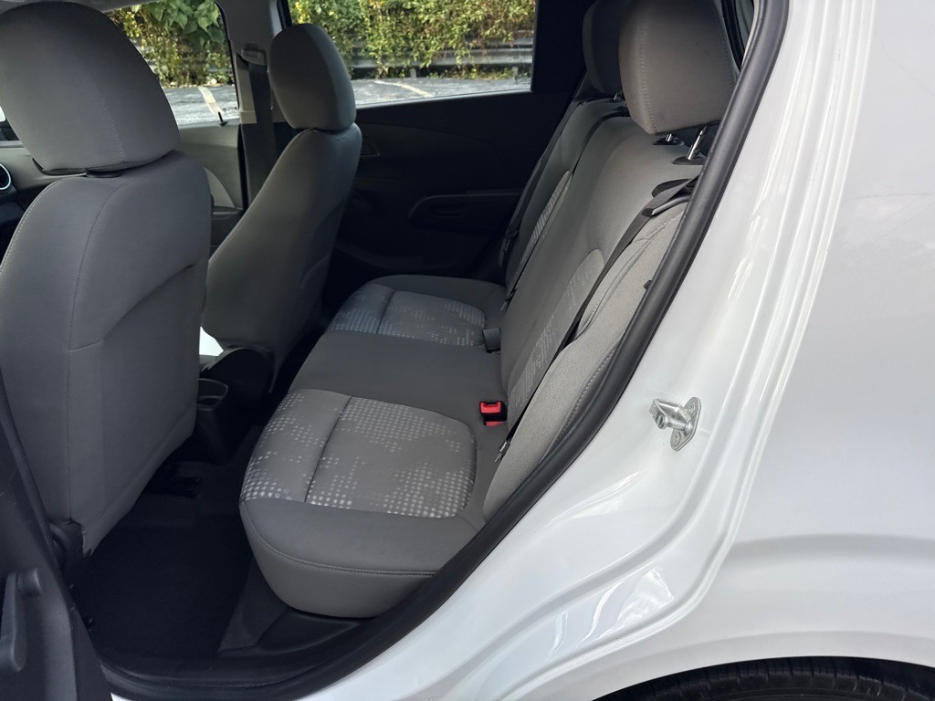 2020 Chevrolet Sonic Image 6