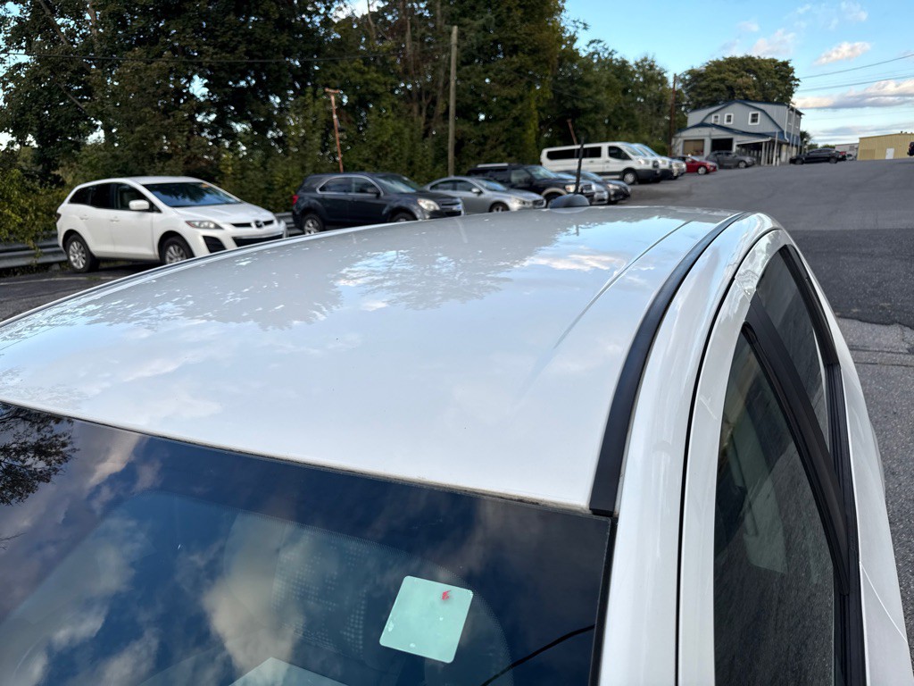 2020 Chevrolet Sonic Image 8