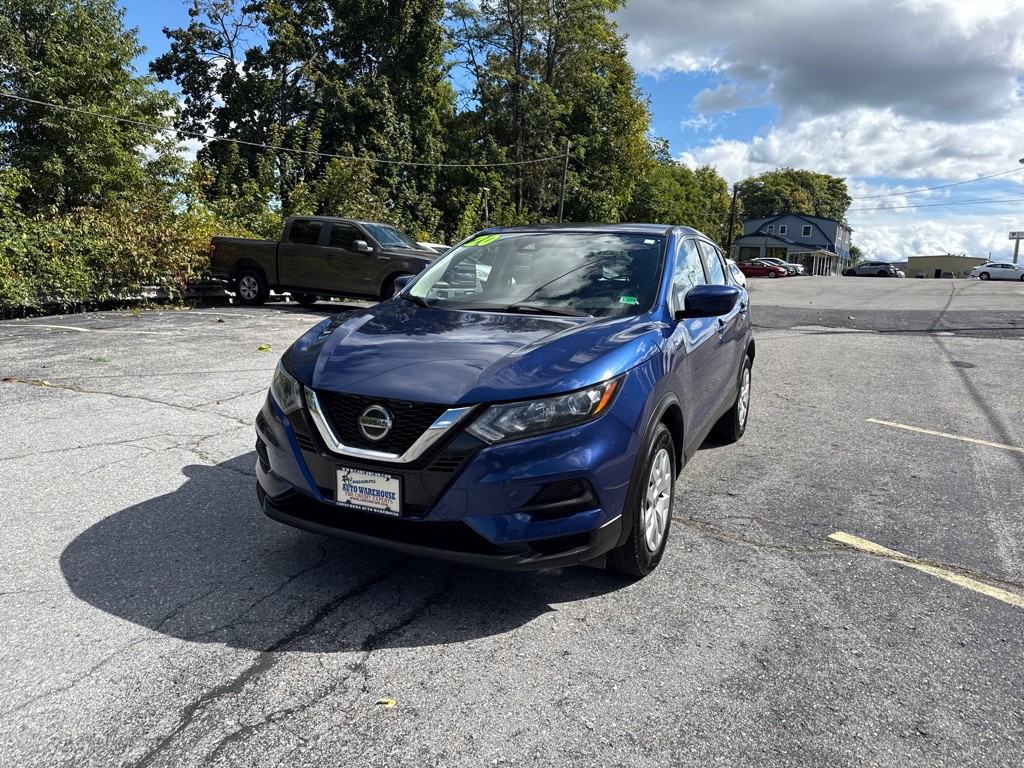 2020 Nissan Rogue Image 1