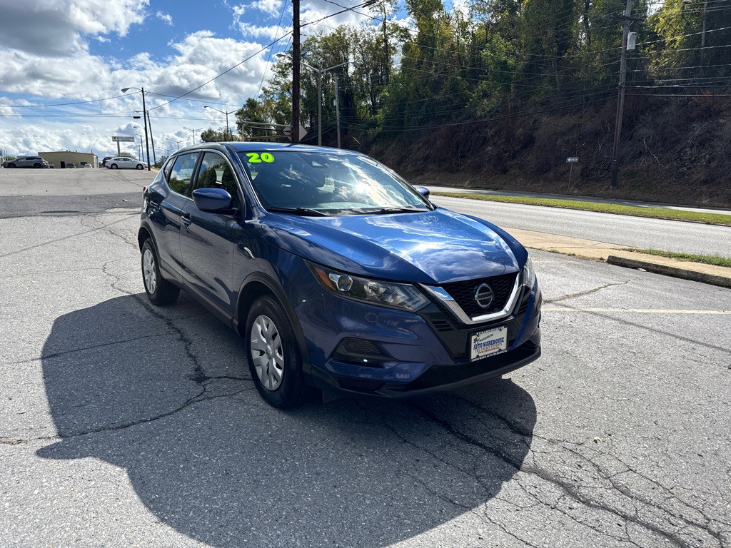 2020 Nissan Rogue Image 2