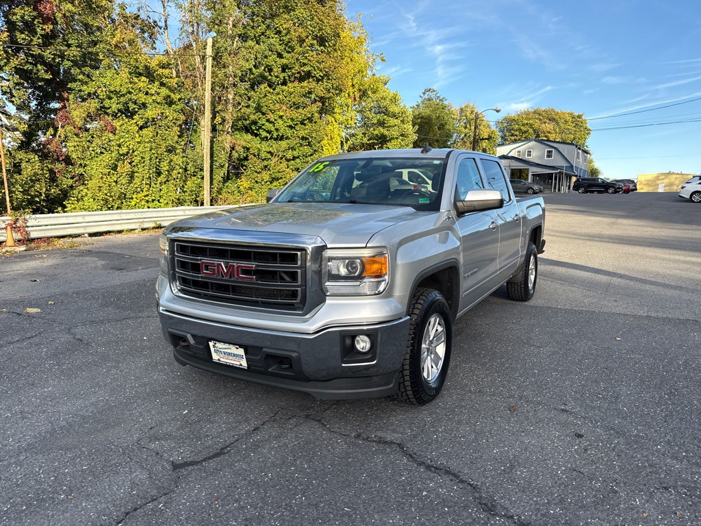 2015 GMC Sierra Image 1