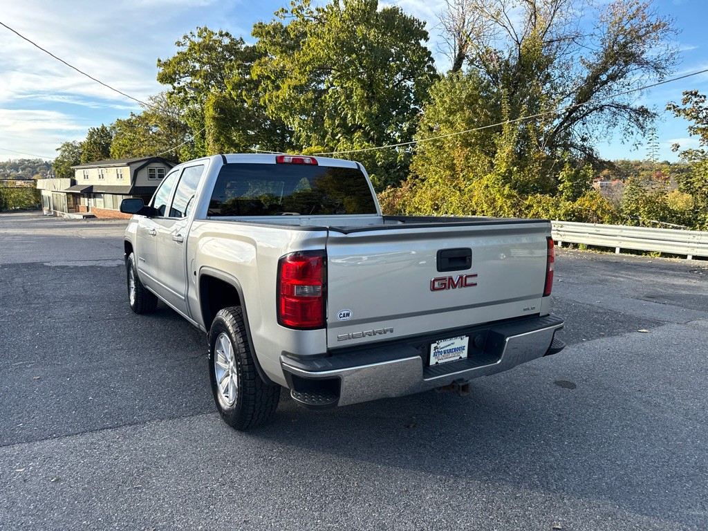 2015 GMC Sierra Image 4
