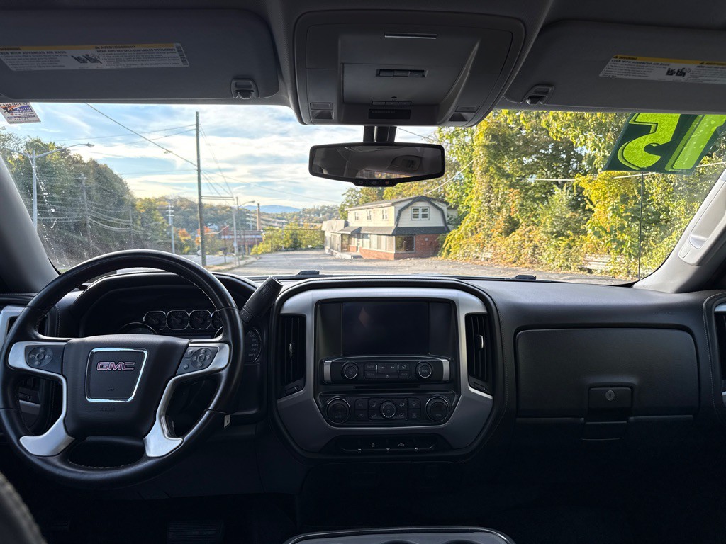 2015 GMC Sierra Image 13