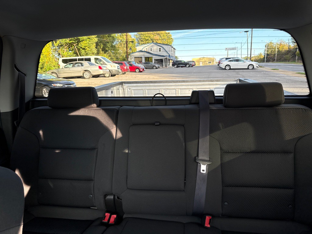 2015 GMC Sierra Image 14