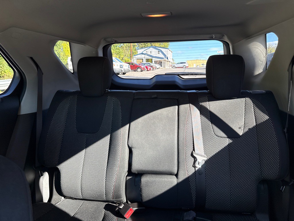 2016 Chevrolet Equinox Image 12