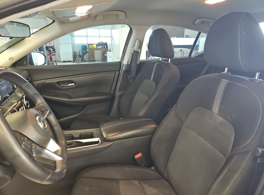 2021 Nissan Sentra Image 4