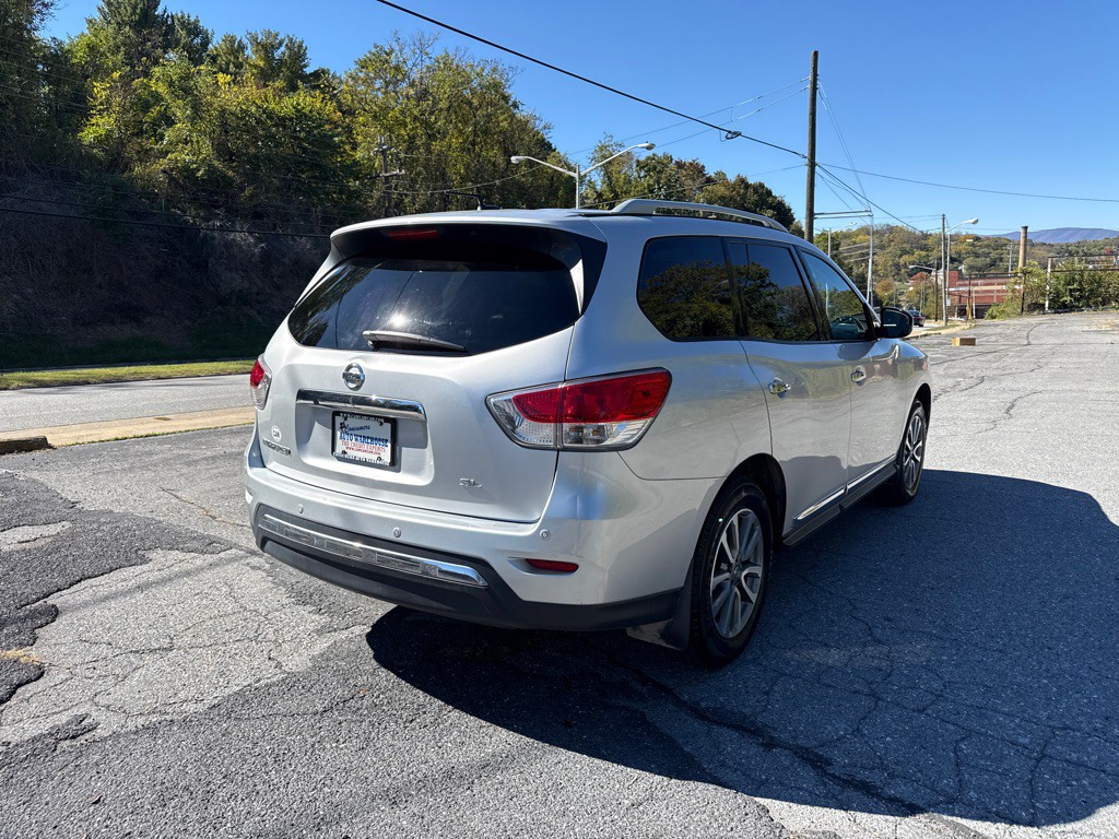 2014 Nissan Pathfinder Image 3
