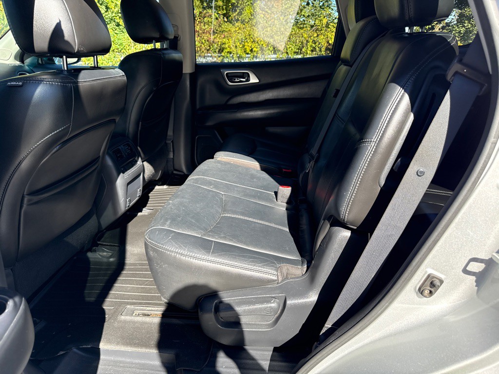 2014 Nissan Pathfinder Image 6