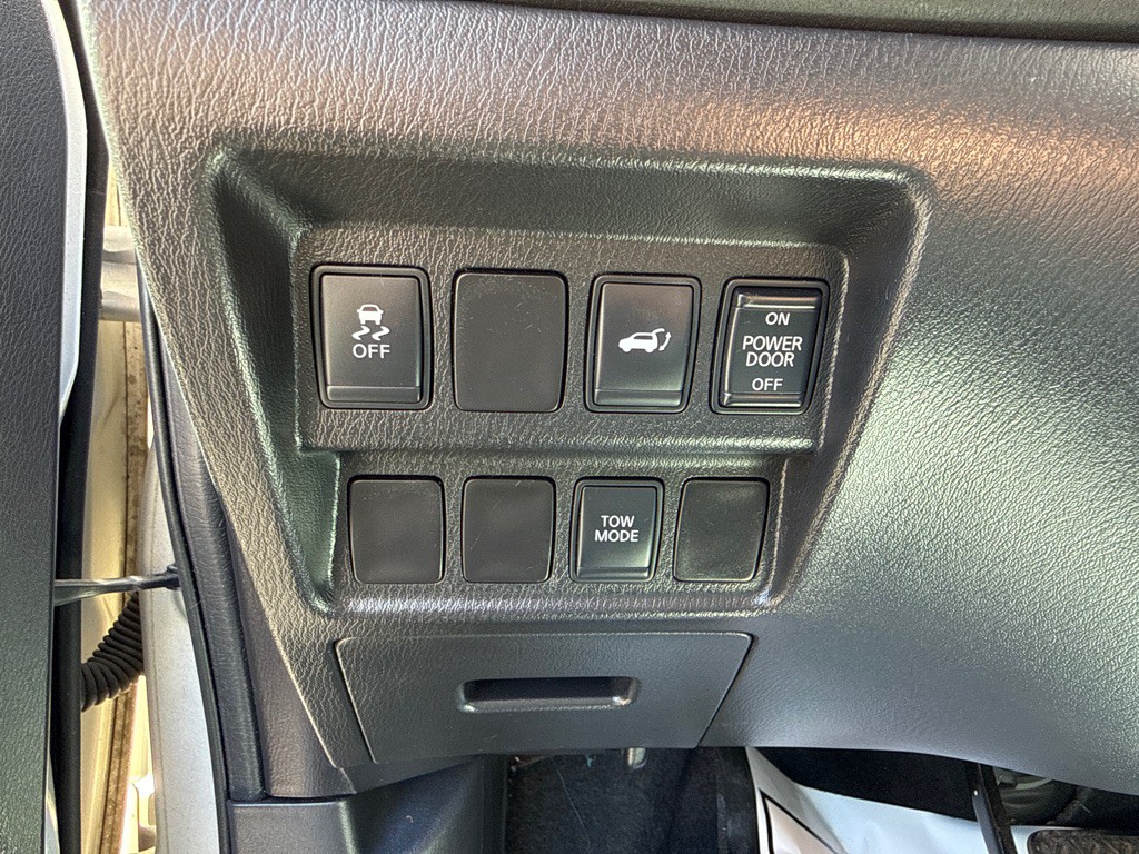 2014 Nissan Pathfinder Image 21