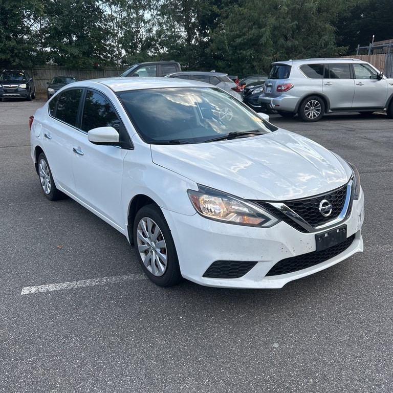 2017 Nissan Sentra Image 1