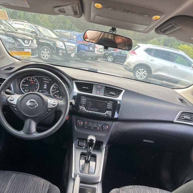 2017 Nissan Sentra Image 3