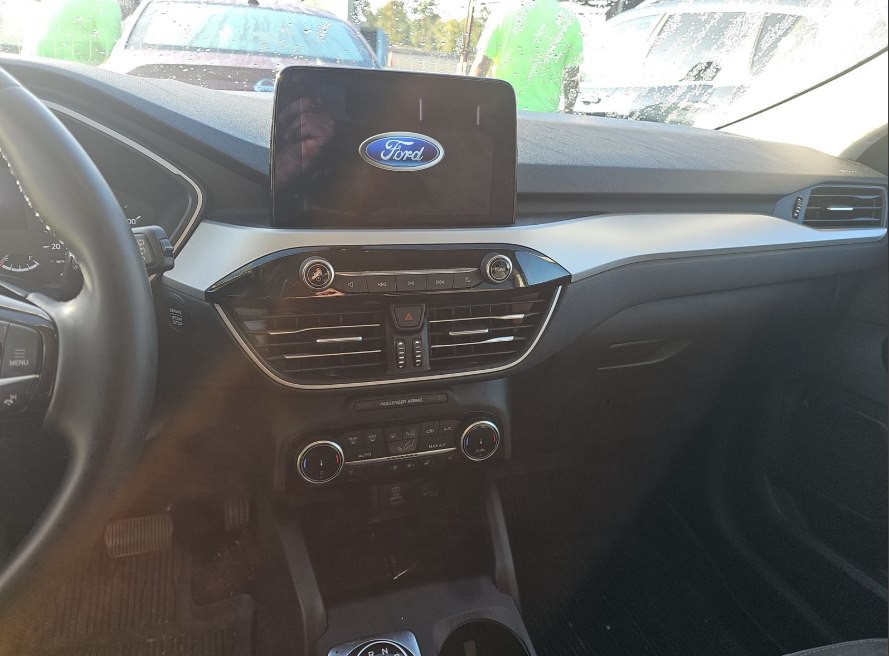 2022 Ford Escape Image 3