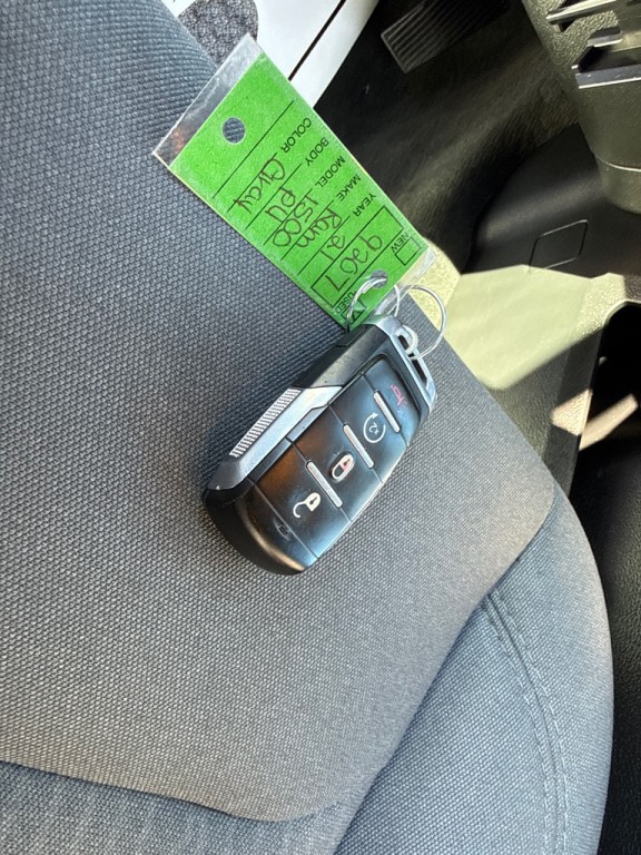 2021 RAM 1500 Image 24