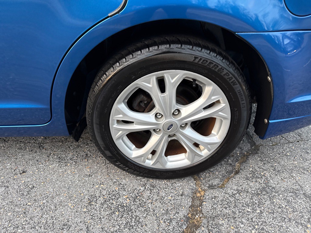 2012 Ford Fusion Image 10