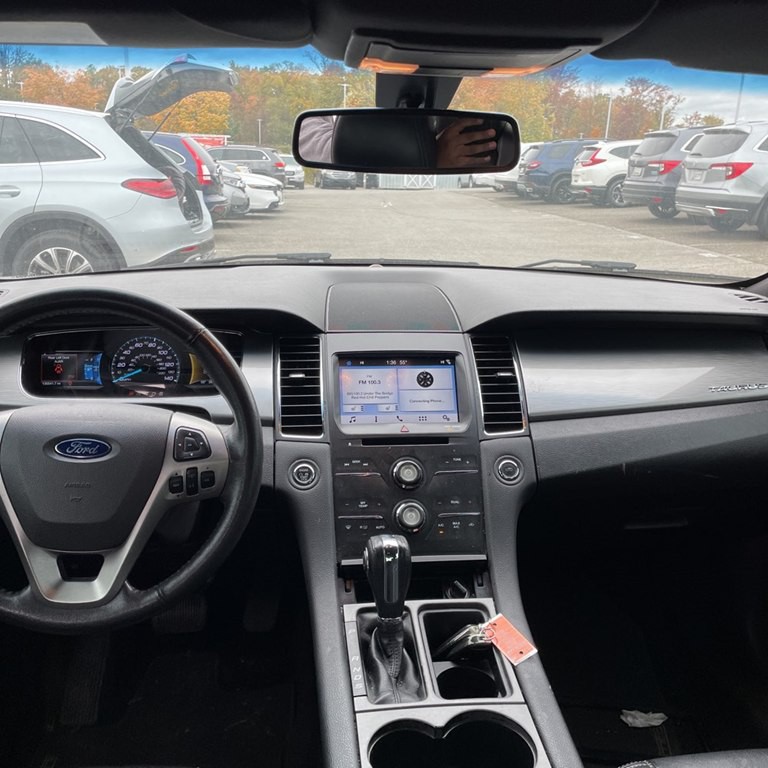 2018 Ford Taurus Image 3