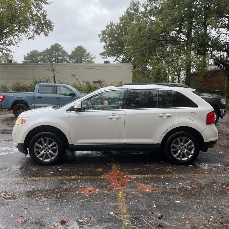 2011 Ford Edge Image 2