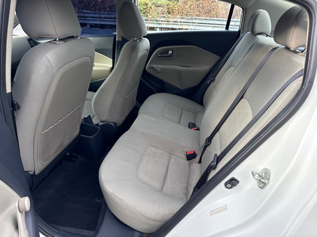 2015 Kia Rio Image 6