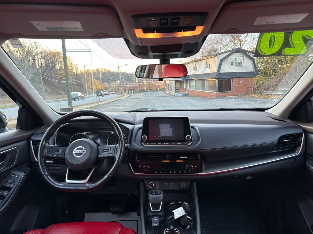 2021 Nissan Rogue Image 13