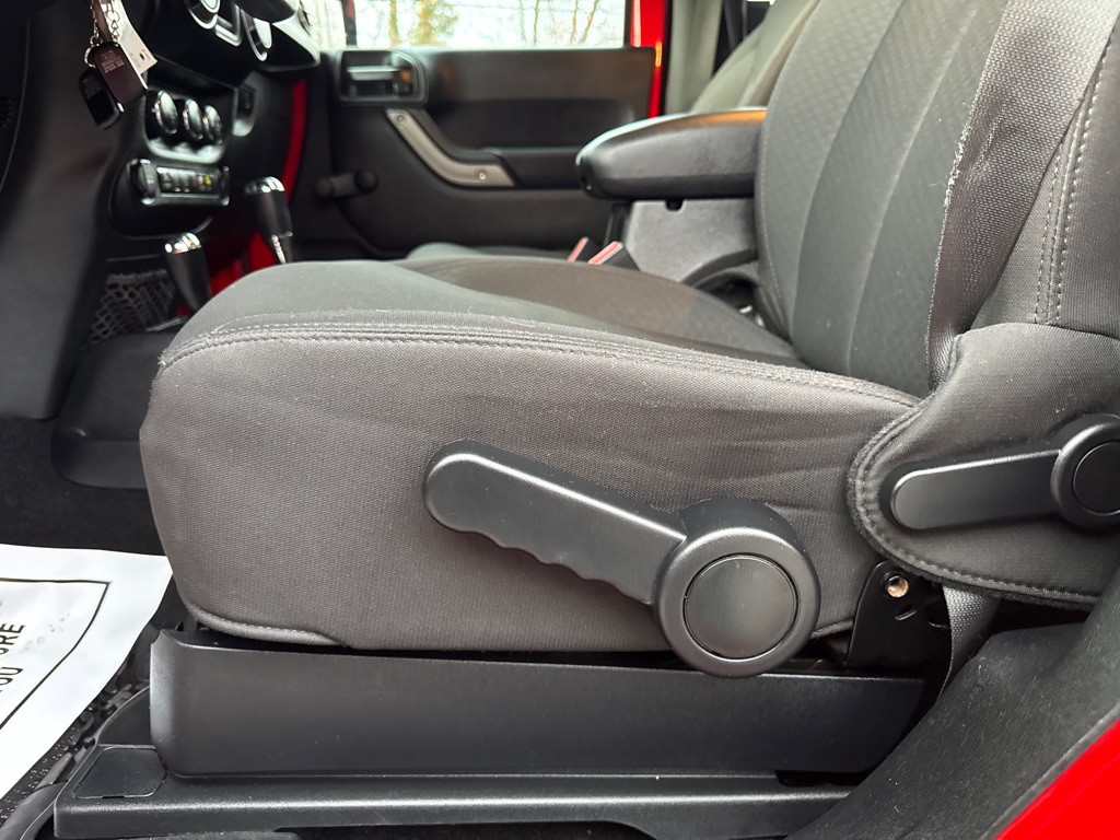 2018 Jeep Wrangler Image 15