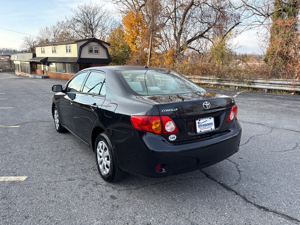 2010 Toyota Corolla Image 4