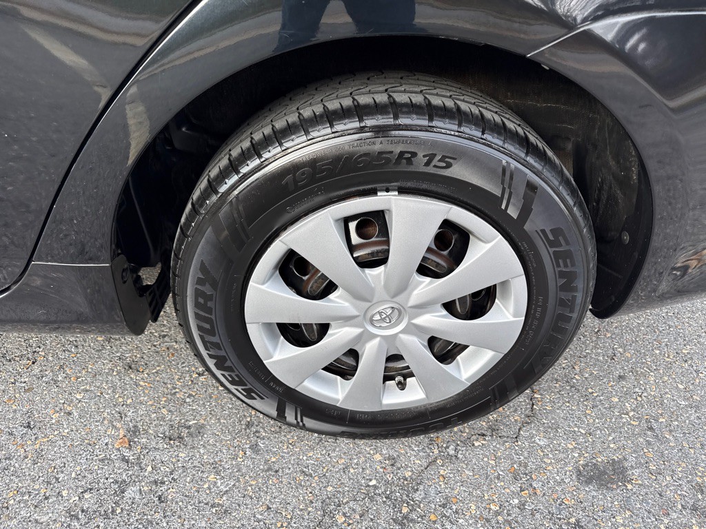 2010 Toyota Corolla Image 10