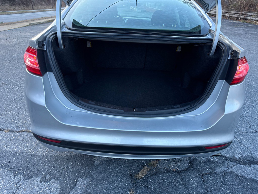 2013 Ford Fusion Image 9