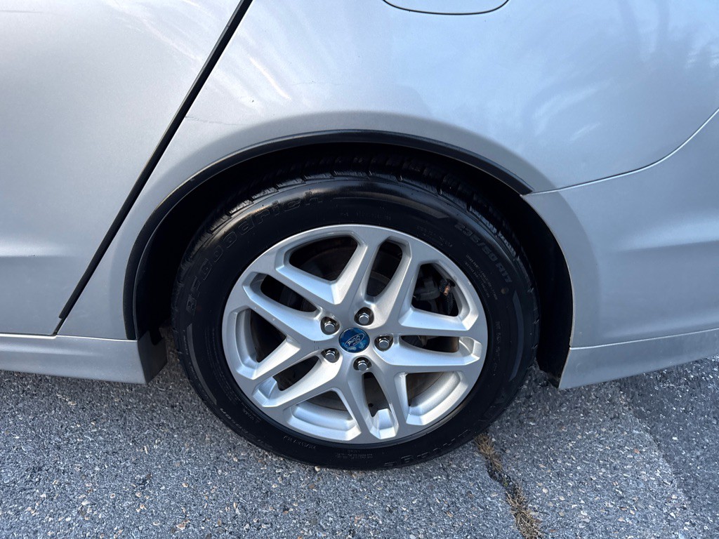 2013 Ford Fusion Image 10