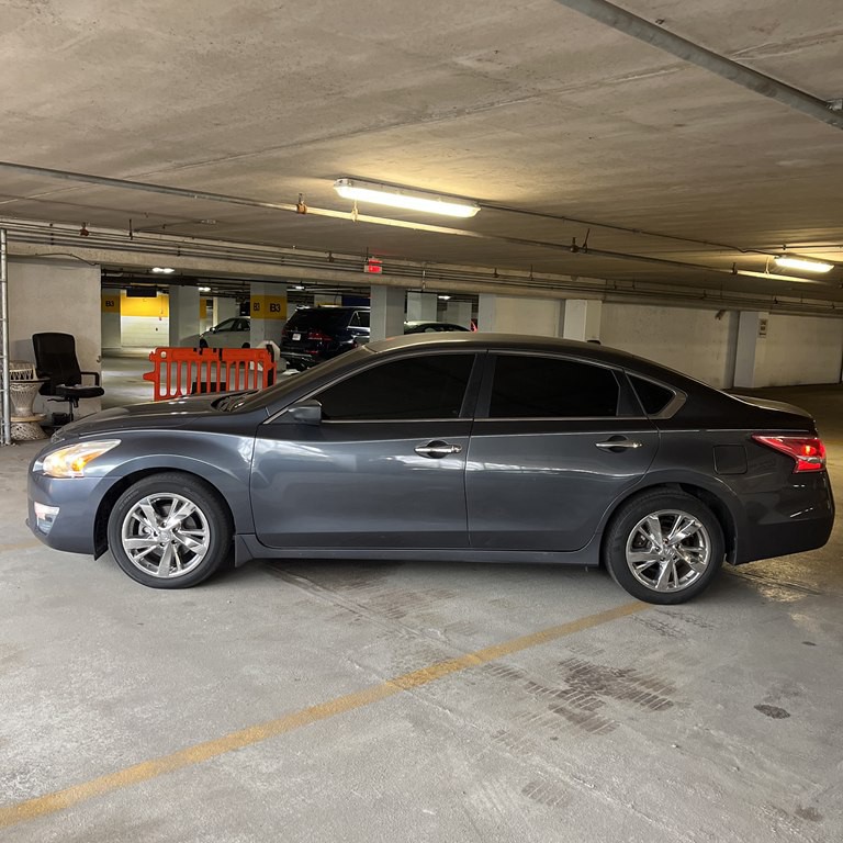 2013 Nissan Altima Image 2