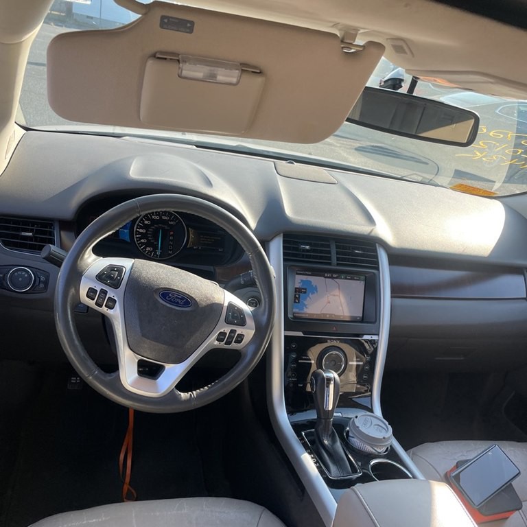 2012 Ford Edge Image 3