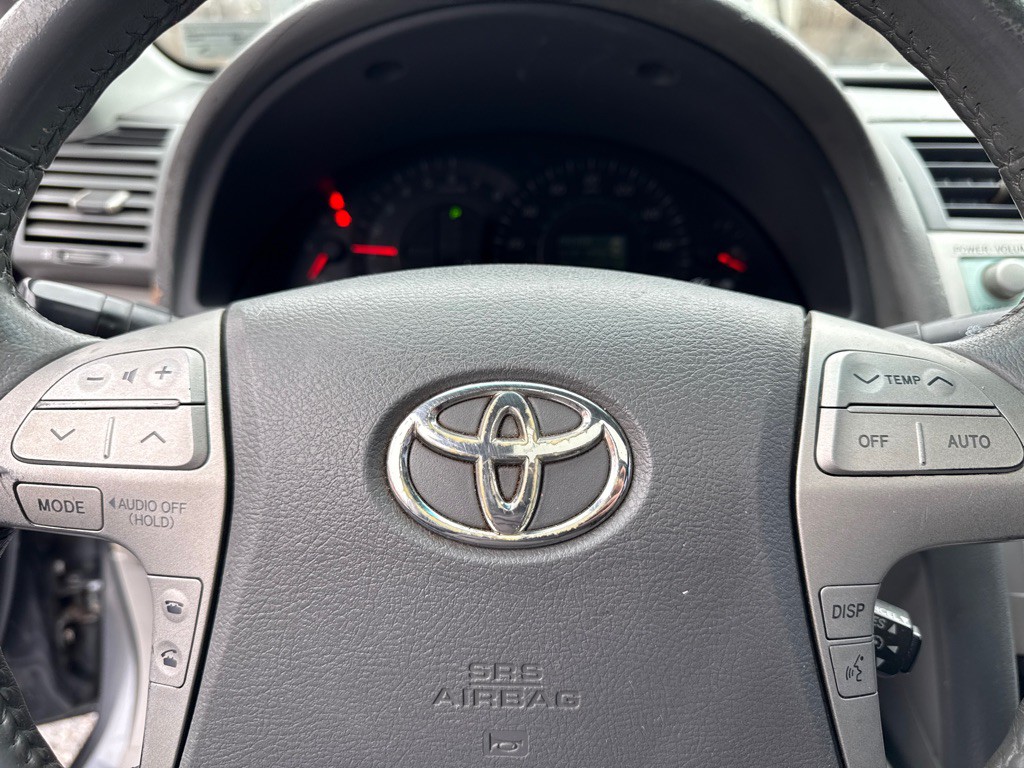 2009 Toyota Camry Image 16