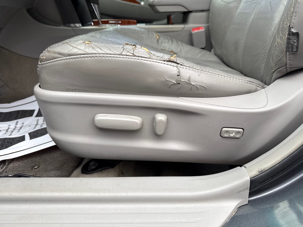 2009 Toyota Camry Image 18