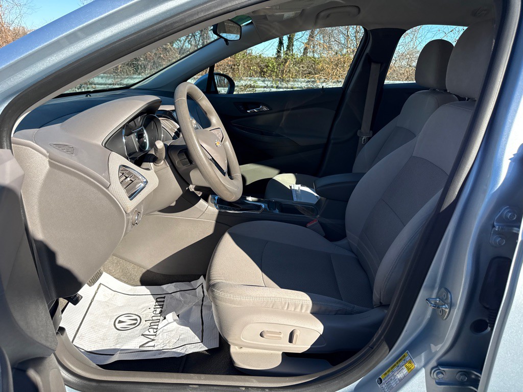 2017 Chevrolet Cruze Image 5