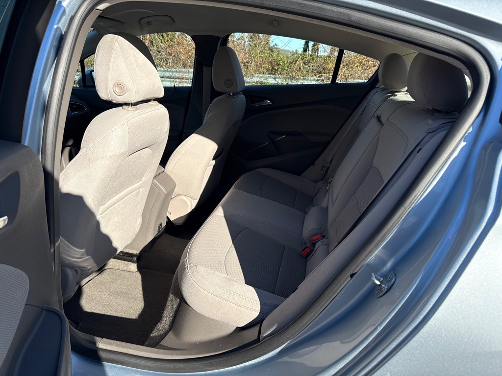 2017 Chevrolet Cruze Image 6