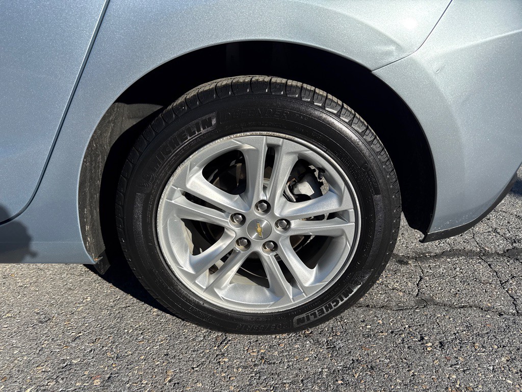 2017 Chevrolet Cruze Image 10