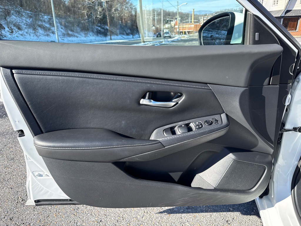 2023 Nissan Sentra Image 19